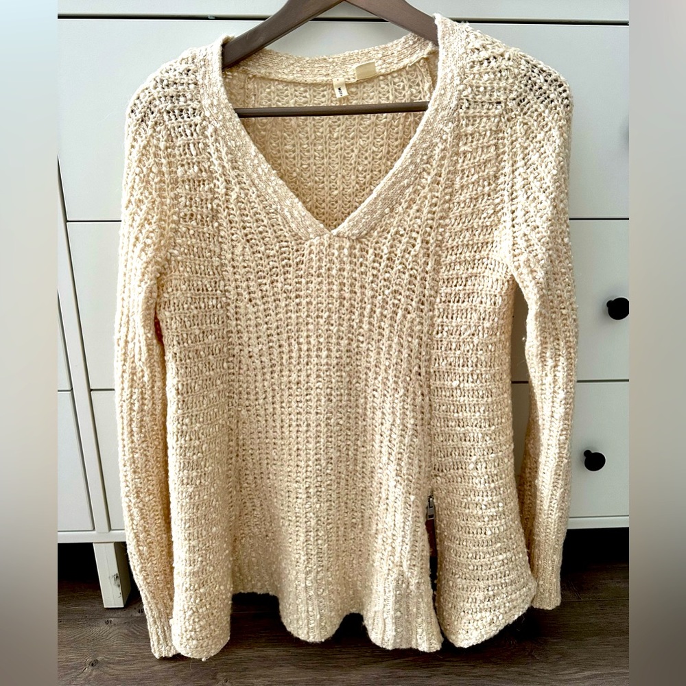 Anthropology sweater ❤️